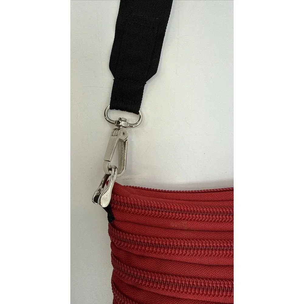 BAM Bag Red Zipper Purse‎ Bam Bags & The Original Zip Purse Black Strap
